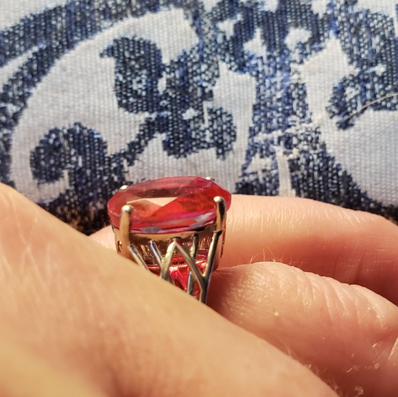 Rare Volcanic Quartz  Ring in Platinum Over Sterling Silver 6.40 ctw - Picture 10 of 10